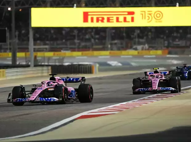 Fernando Alonso, Esteban Ocon Titel-Bild zur News: Fernando Alonso, Esteban Ocon