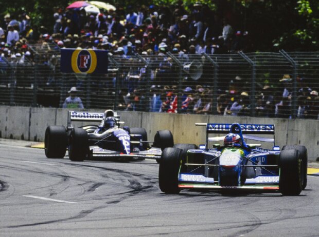 Titel-Bild zur News: Michael Schumacher und Damon Hill 1994 in Adelaide