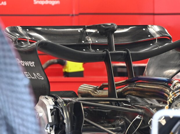 Titel-Bild zur News: Heckflügel am Ferrari F1-75 beim Grand Prix von Saudi-Arabien 2022 in Dschidda