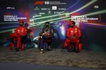 Charles Leclerc (Ferrari), Max Verstappen (Red Bull) und Carlos Sainz (Ferrari) 