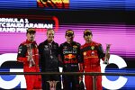 Charles Leclerc (Ferrari), Max Verstappen (Red Bull) und Carlos Sainz (Ferrari) 