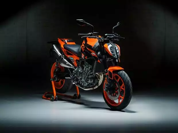 KTM 890 Duke GP (2022) Titel-Bild zur News: KTM 890 Duke GP (2022)