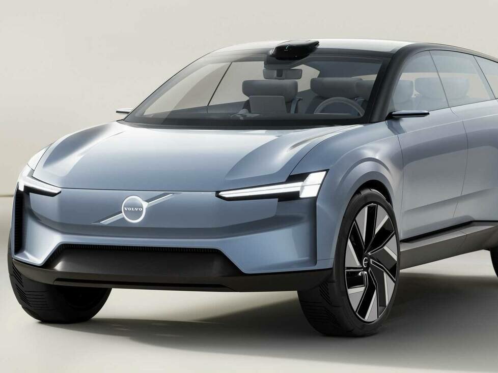 Volvo Concept Recharge (2021)