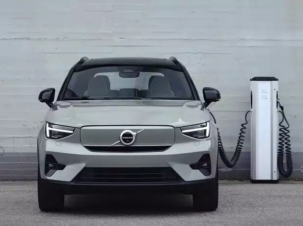 2023 Volvo XC40 und Volvo C40 Recharge Titel-Bild zur News: 2023 Volvo XC40 und Volvo C40 Recharge