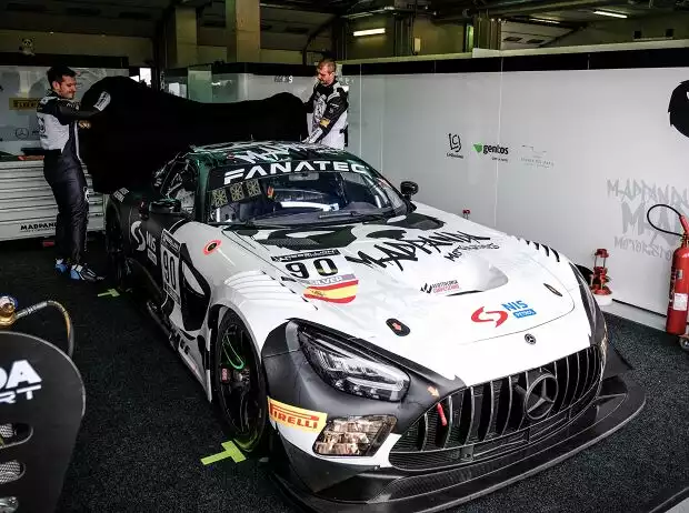 Titel-Bild zur News: Der Mercedes-AMG GT3 von Madpanda Motorsport zeigt sich 2022 in neuem Design