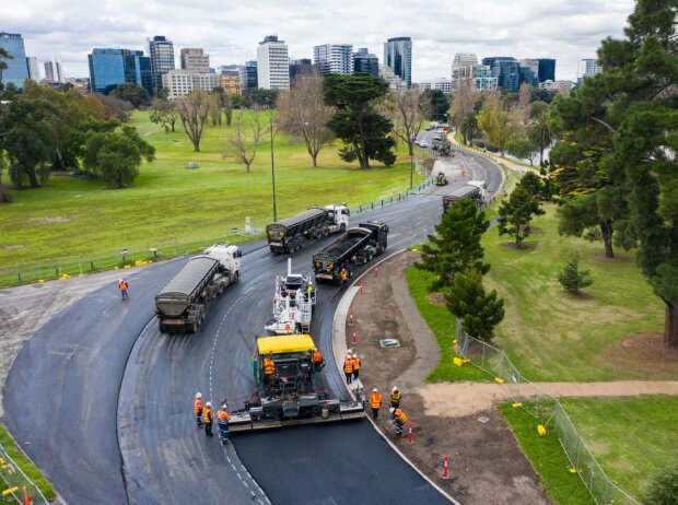 Bauarbeiten an Kure 6 des Albert Park Circuits in Melbourne