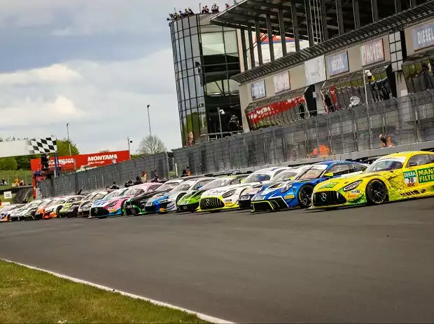 Das ADAC GT Masters 2022 trifft erstmals aufeinander Titel-Bild zur News: Das ADAC GT Masters 2022 trifft erstmals aufeinander