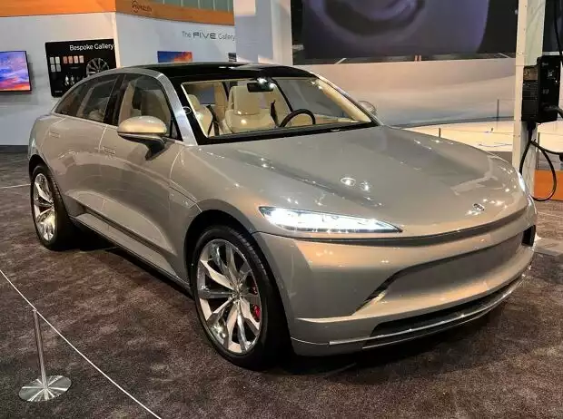 Mullen Five auf der LA Auto Show 2021 Titel-Bild zur News: Mullen Five auf der LA Auto Show 2021