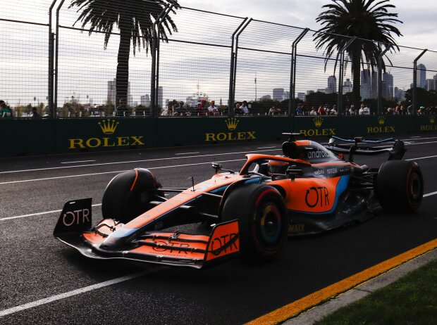 Titel-Bild zur News: Daniel Ricciardo im McLaren MCL36 in Melbourne, Australien