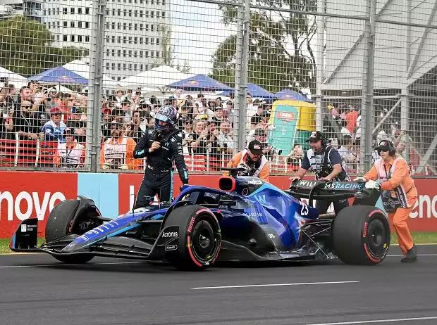 Das abstellen kam zu spät: Alex Albon muss von ganz hinten starten Titel-Bild zur News: Das abstellen kam zu spät: Alex Albon muss von ganz hinten starten