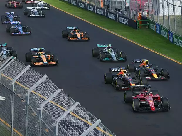 Charles Leclerc, Max Verstappen Titel-Bild zur News: Charles Leclerc, Max Verstappen
