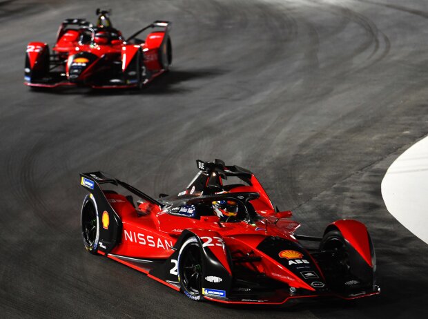 Titel-Bild zur News: Fahrzeug des Teams Nissan-e.dams bei einem Rennen der Formel E