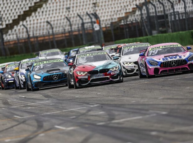 Das Feld der DTM-Trophy 2022 beim offiziellen DTM-Test in Hockenheim