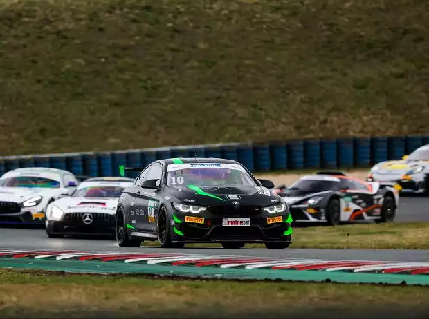 Titel-Bild zur News: Volles Feld in der ADAC GT4 Germany beim Heimspiel für den BMW von Schubert Motorsport