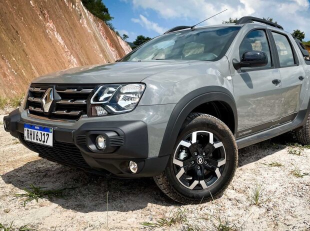  Renault Oroch ( ) pick-up basado en Dacia presentado
