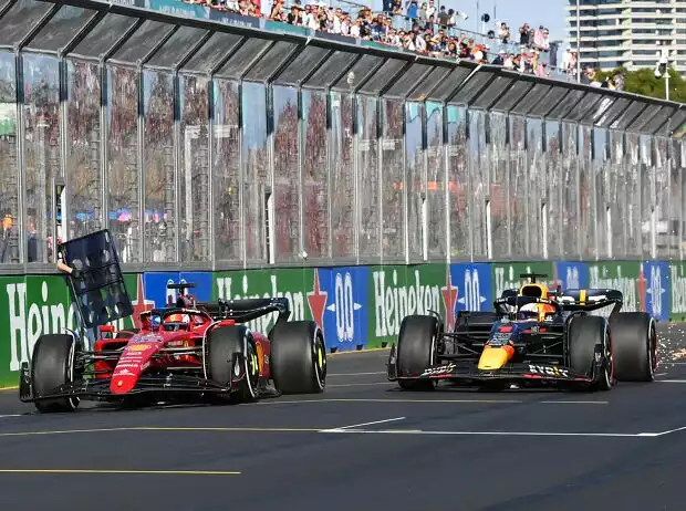 Charles Leclerc(Ferrari F1-75) und Max Verstappen (Red Bull RB18) beim Formel-1-Rennen in Australien 2022 Titel-Bild zur News: Charles Leclerc(Ferrari F1-75) und Max Verstappen (Red Bull RB18) beim Formel-1-Rennen in Australien 2022