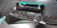 Rückspiegel-Halterung am Mercedes W13 in der Formel-1-Saison 2022 in Imola