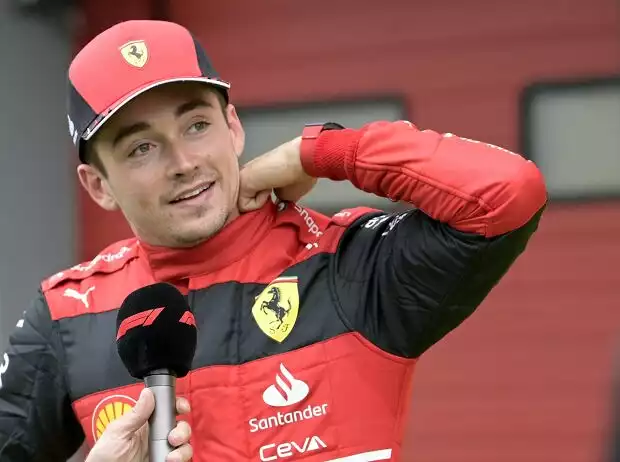 Charles Leclerc nach dem Formel-1-Qualifying in Imola 2022 Titel-Bild zur News: Charles Leclerc nach dem Formel-1-Qualifying in Imola 2022