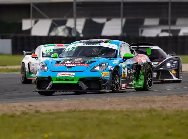 Titel-Bild zur News: Siegerauto: Der Porsche 718 Cayman GT4 RS CS von Allied-Racing