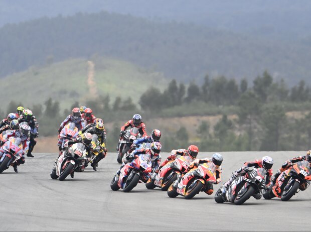 MotoGP-Action beim GP Portugal 2022 in Portimao