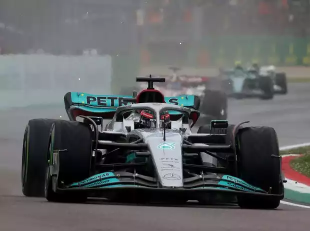 George Russell (Mercedes W13) beim Formel-1-Rennen in Imola 2022 Titel-Bild zur News: George Russell (Mercedes W13) beim Formel-1-Rennen in Imola 2022