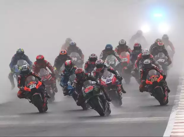 Titel-Bild zur News: MotoGP Start