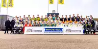 Gruppenfoto der ADAC GT4 Germany 2022