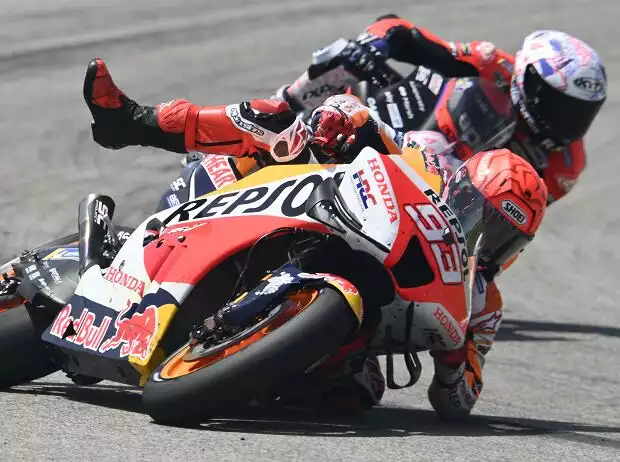 Marc Marquez Save, Aleix Espargaro Titel-Bild zur News: Marc Marquez Save, Aleix Espargaro