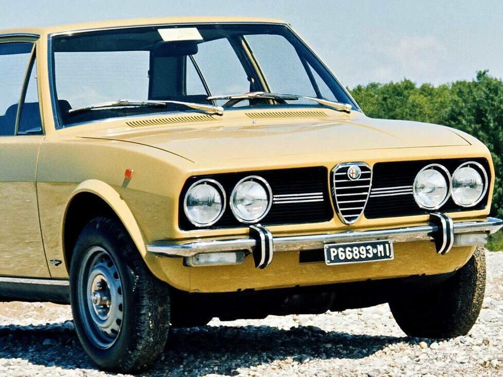 Alfa Romeo Alfetta (1972)
