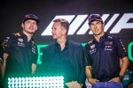 Max Verstappen (Red Bull), Christian Horner und Sergio Perez (Red Bull) 