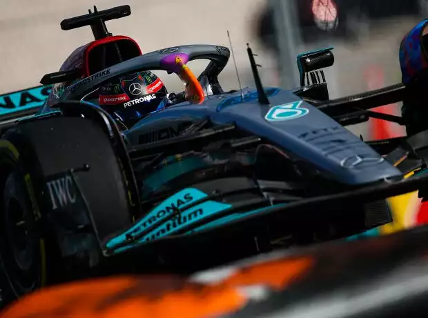 George Russell im Mercedes W13 im Freitagstraining in Miami 2022 Titel-Bild zur News: George Russell im Mercedes W13 im Freitagstraining in Miami 2022