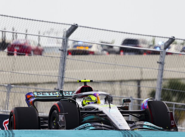 Titel-Bild zur News: Lewis Hamilton (Mercedes W13) im Freien Training zum Formel-1-Rennen in Miami