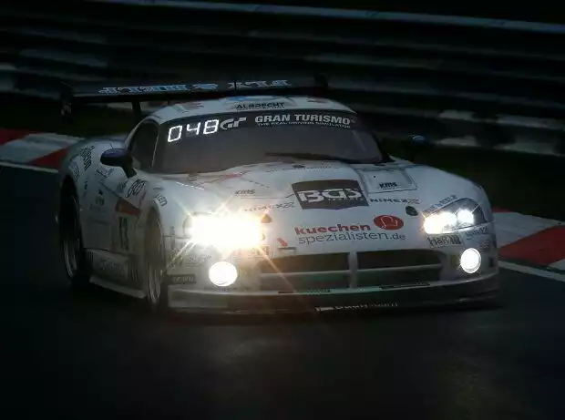 Die White-Angel-Dodge-Viper steht vor ihrer Abschiedsvorstellung Titel-Bild zur News: Die White-Angel-Dodge-Viper steht vor ihrer Abschiedsvorstellung