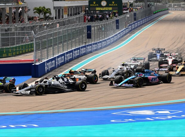 Lewis Hamilton, Pierre Gasly, Lando Norris, Fernando Alonso Lewis Hamilton, Pierre Gasly, Lando Norris, Fernando Alonso