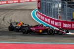 Carlos Sainz (Ferrari) und Sergio Perez (Red Bull) 