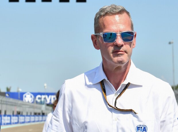 Titel-Bild zur News: Formel-1-Rennleiter Niels Wittich vor dem Rennen in Miami 2022
