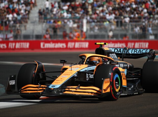 Titel-Bild zur News: Lando Norris im McLaren MCL36 beim Grand Prix von Miami 2022