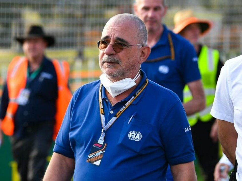 FIA-Rennleiter Eduardo Freitas in der Formel-1-Saison 2022
