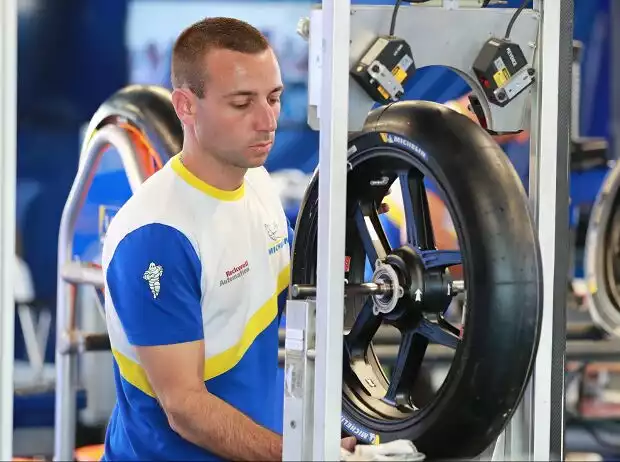 Michelin Reifentechniker Titel-Bild zur News: Michelin Reifentechniker
