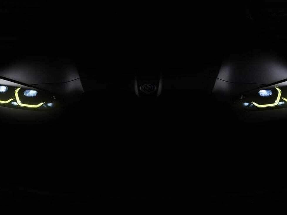 BMW M4 CSL Teaser vorne