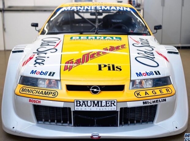 Opel Calibra V6 4x4 in der Halle von Stefan Mücke