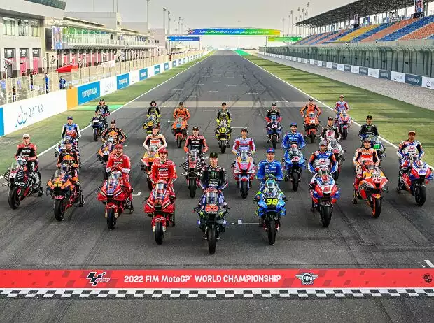 MotoGP Klassenfoto 2022 Titel-Bild zur News: MotoGP Klassenfoto 2022