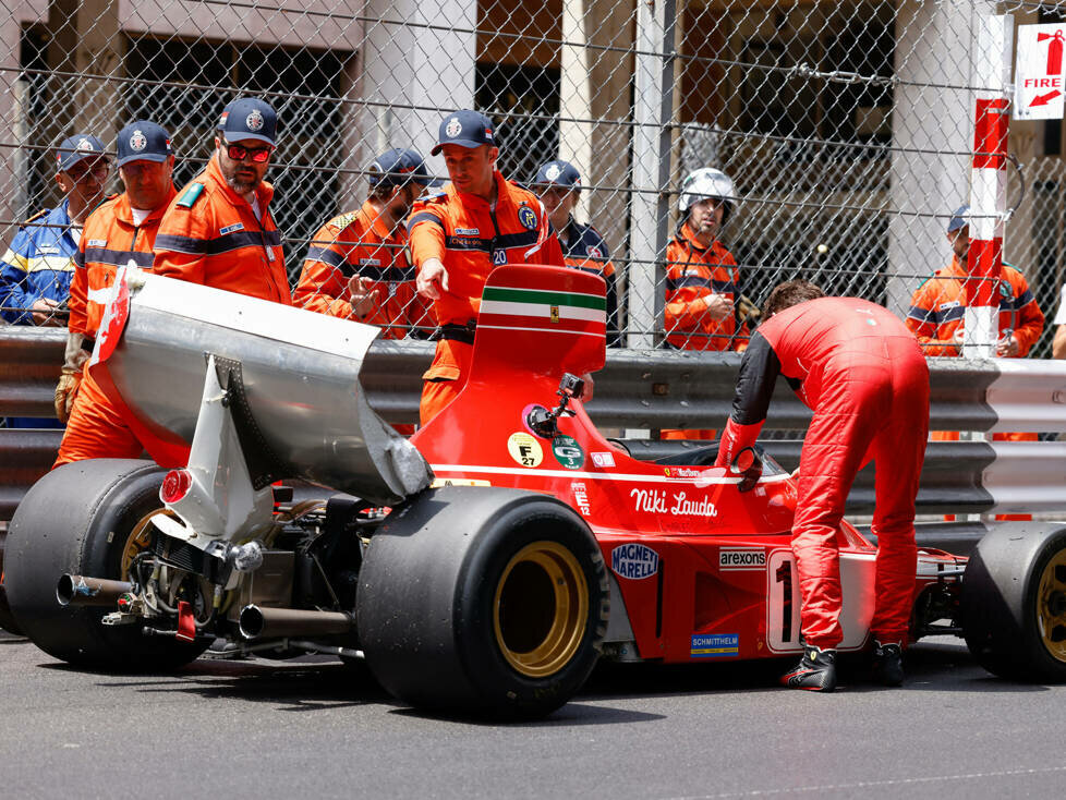 Crash: Charles Leclerc mit dem Ferrari 313B von Niki Lauda aus der F1-Saison 1094