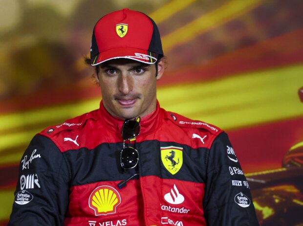Titel-Bild zur News: Carlos Sainz (Ferrari) nach dem Qualifying zum Formel-1-Rennen in Spanien 2022