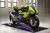 Bild zum Inhalt: BMW Motorrad bringt M 1000 RR als 50 Years M-Jubiläumsmodell