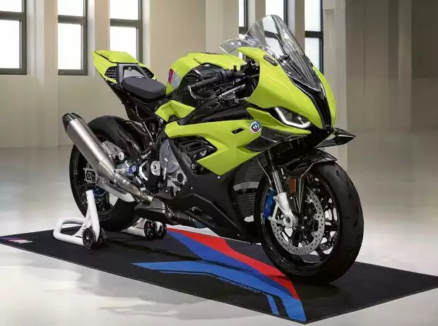 BMW M 1000 RR 50 Jahre M (2022) Titel-Bild zur News: BMW M 1000 RR 50 Jahre M (2022)