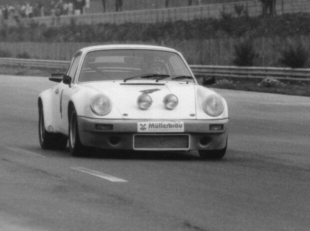 1976 siegte erstmals ein Porsche beim 24h-Rennen 1976 siegte erstmals ein Porsche beim 24h-Rennen