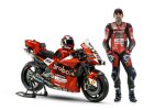 Die Ducati Desmosedici von Michele Pirro im Aruba-Design