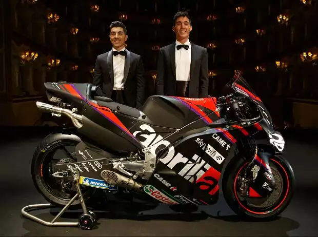 Maverick Vinales, Aleix Espargaro Titel-Bild zur News: Maverick Vinales, Aleix Espargaro