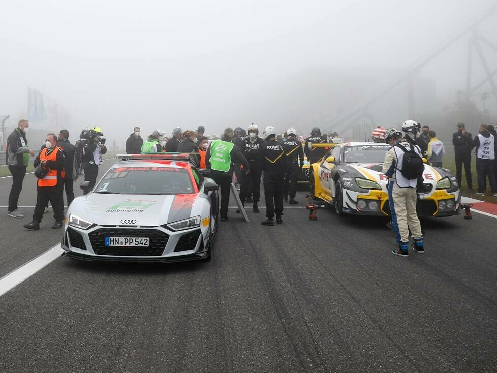 24h Nürburgring 2021, Neustart, Restart, Abbruch, Startaufstellung, Grid
